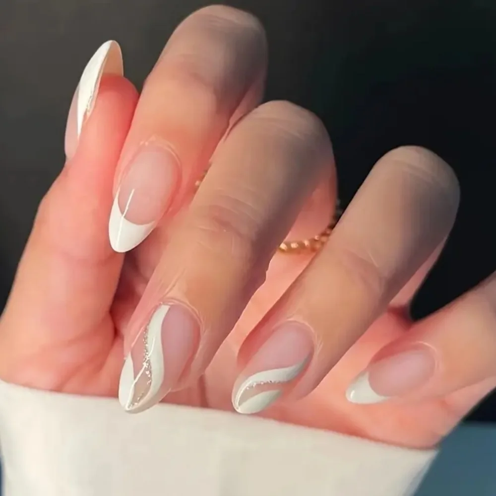 24 Pieces Fake Press On Nails